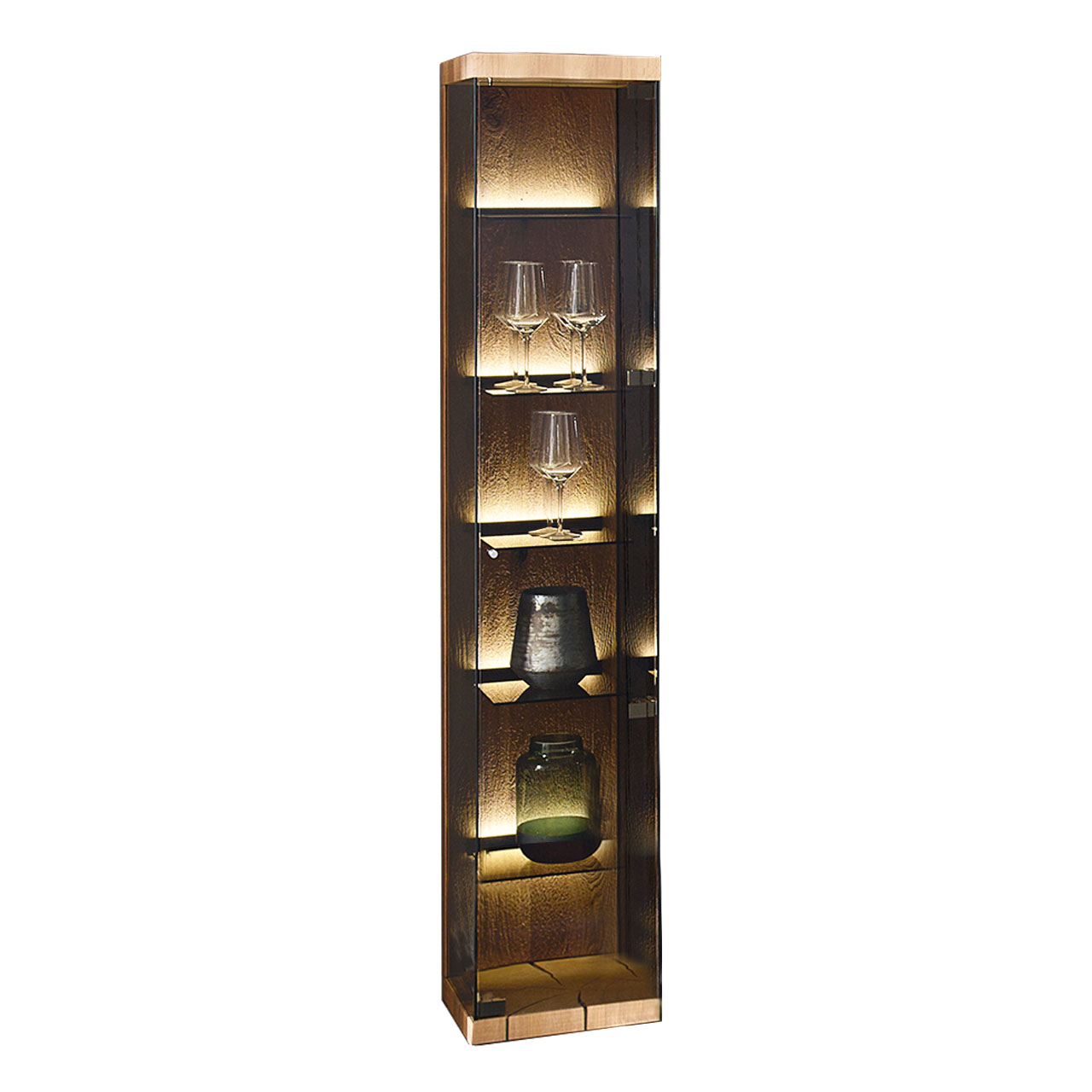 Moderne Hochvitrine aus edlem Glas mit Riffholz Rückwand