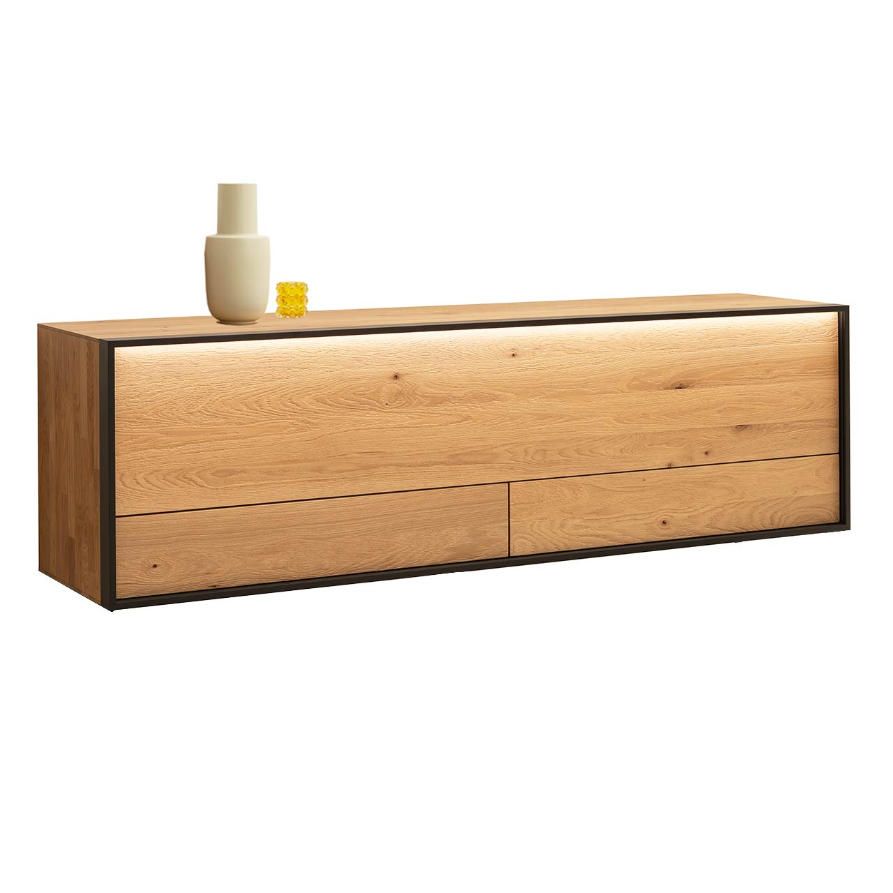 Hartmann YOLA Schöner Wohnen - Lowboard 8590-2201 Schlichtes Lowboard aus sandgestrahlter Kerneiche Natur eingefasst in einen anthrazitfarbenen Metallrahmen, der im oberen Bereich beleuchtet ist. Mit einer Klappe oben und zwei Schubkästen unten.