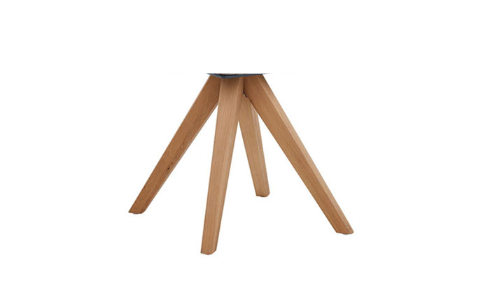 Hartmann Möbel - Stuhlgestell H1 + H2 - Holzgestell Stativform Vier-Fuß Holzgestell in Stativform - Vier nach oben zulaufende Holzfüße.
