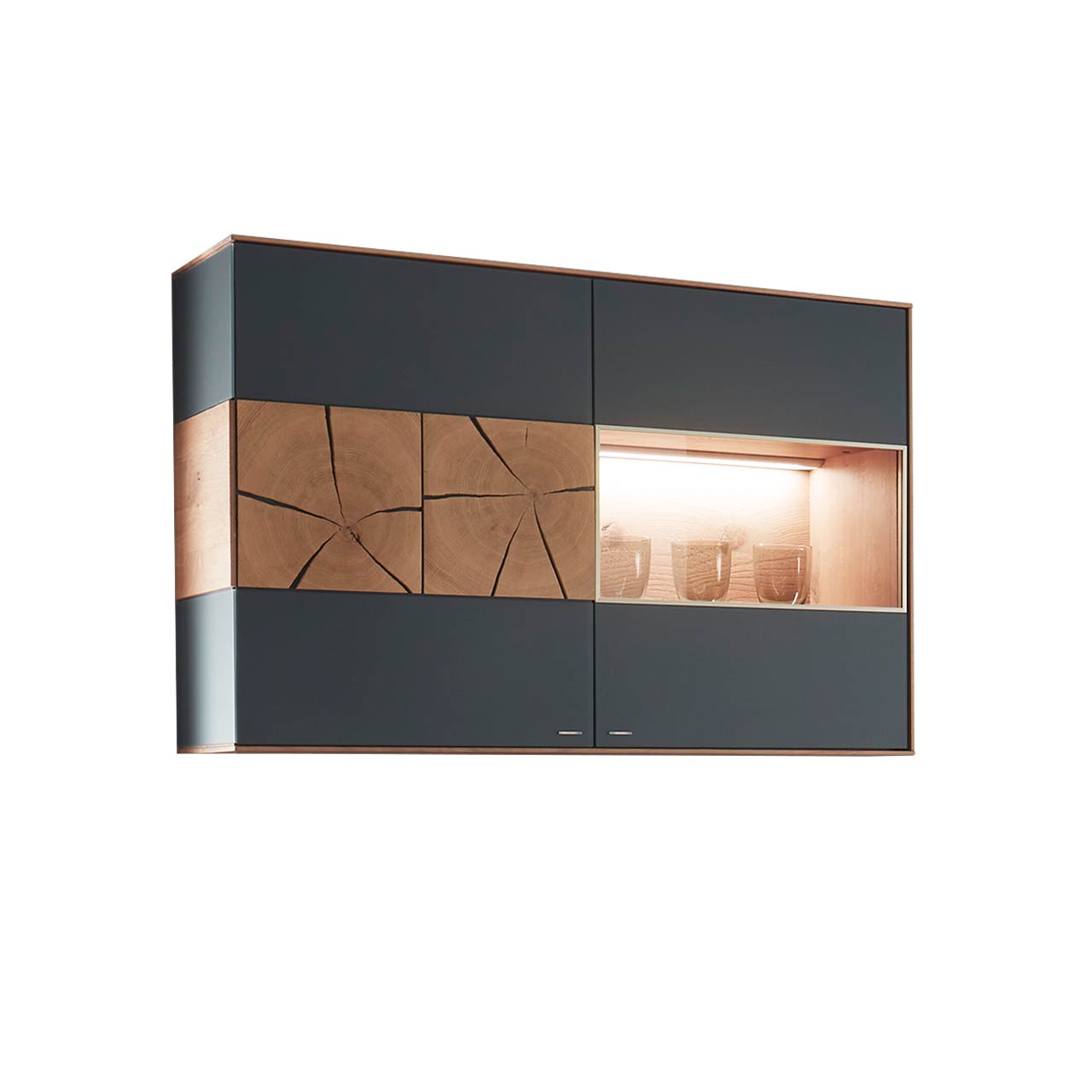 Hartmann CAYA - Hängevitrine 7170-4011A Moderne Hängevitrine aus massiver Kerneiche Umato mit Mattglas anthrazit Front, mit einer Holztür mit dekorativer Hirnholz Applikation aus zwei rechteckigen Hirnholzscheiben und einer Glastür.